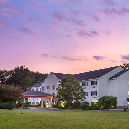 Best Western Plus Berkshire Hills Inn&Suites Pittsfield Exterior foto