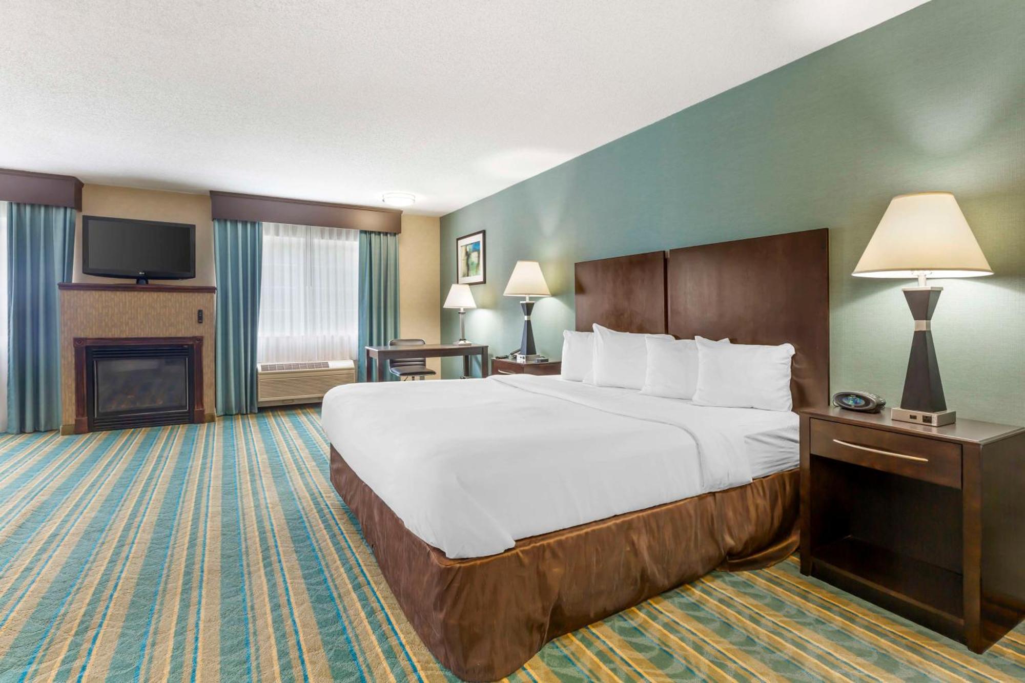 Best Western Plus Berkshire Hills Inn&Suites Pittsfield Exterior foto