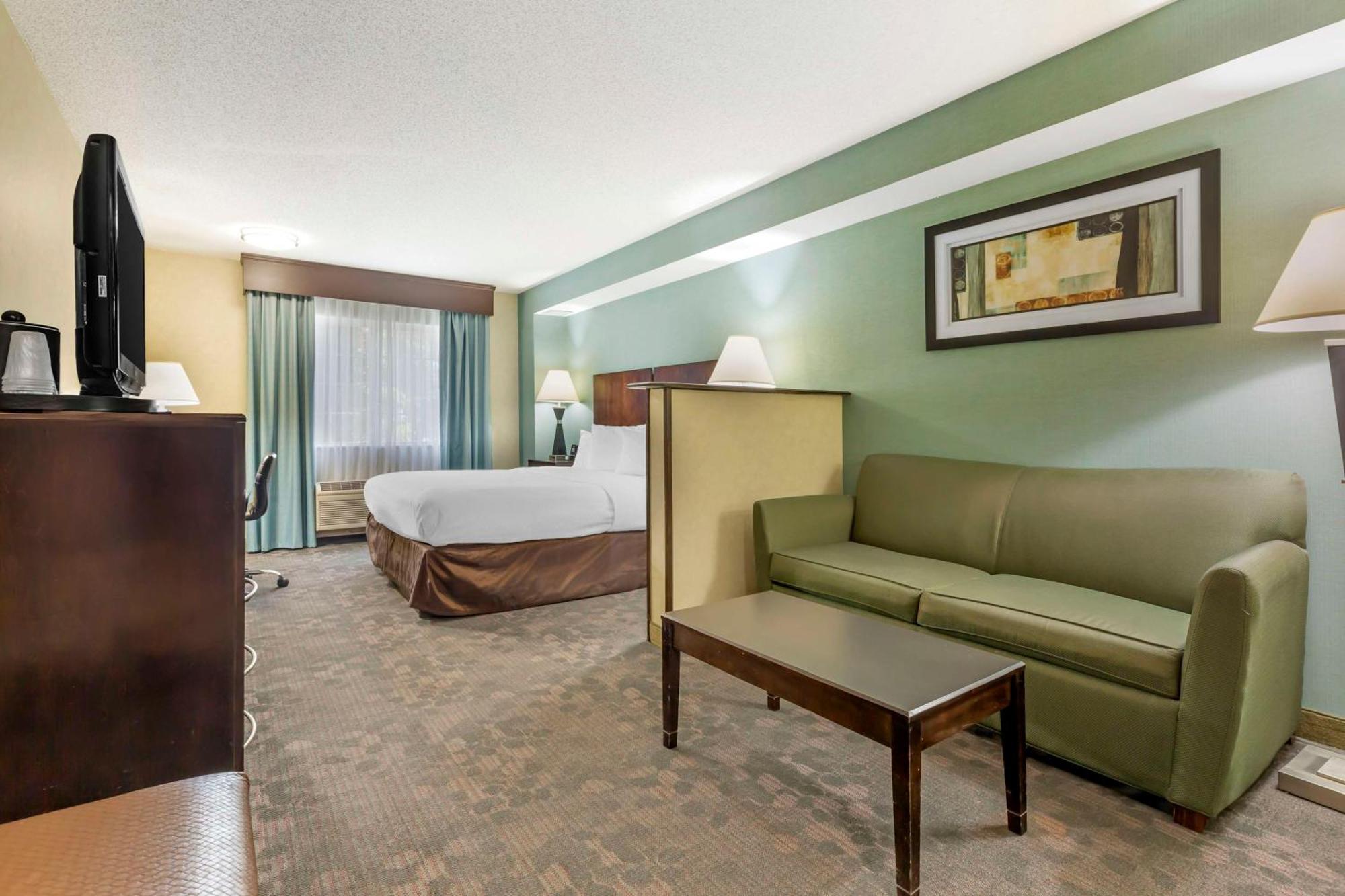 Best Western Plus Berkshire Hills Inn&Suites Pittsfield Exterior foto